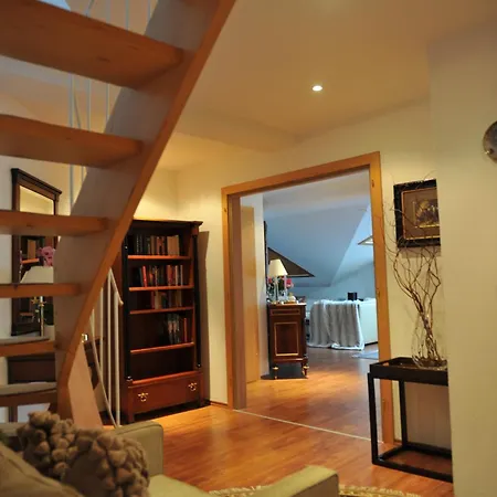 Apartment Central شقة