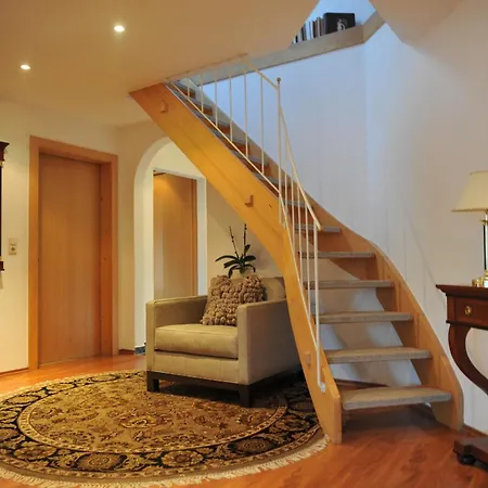 Apartment Central شقة كيتزبوهيل